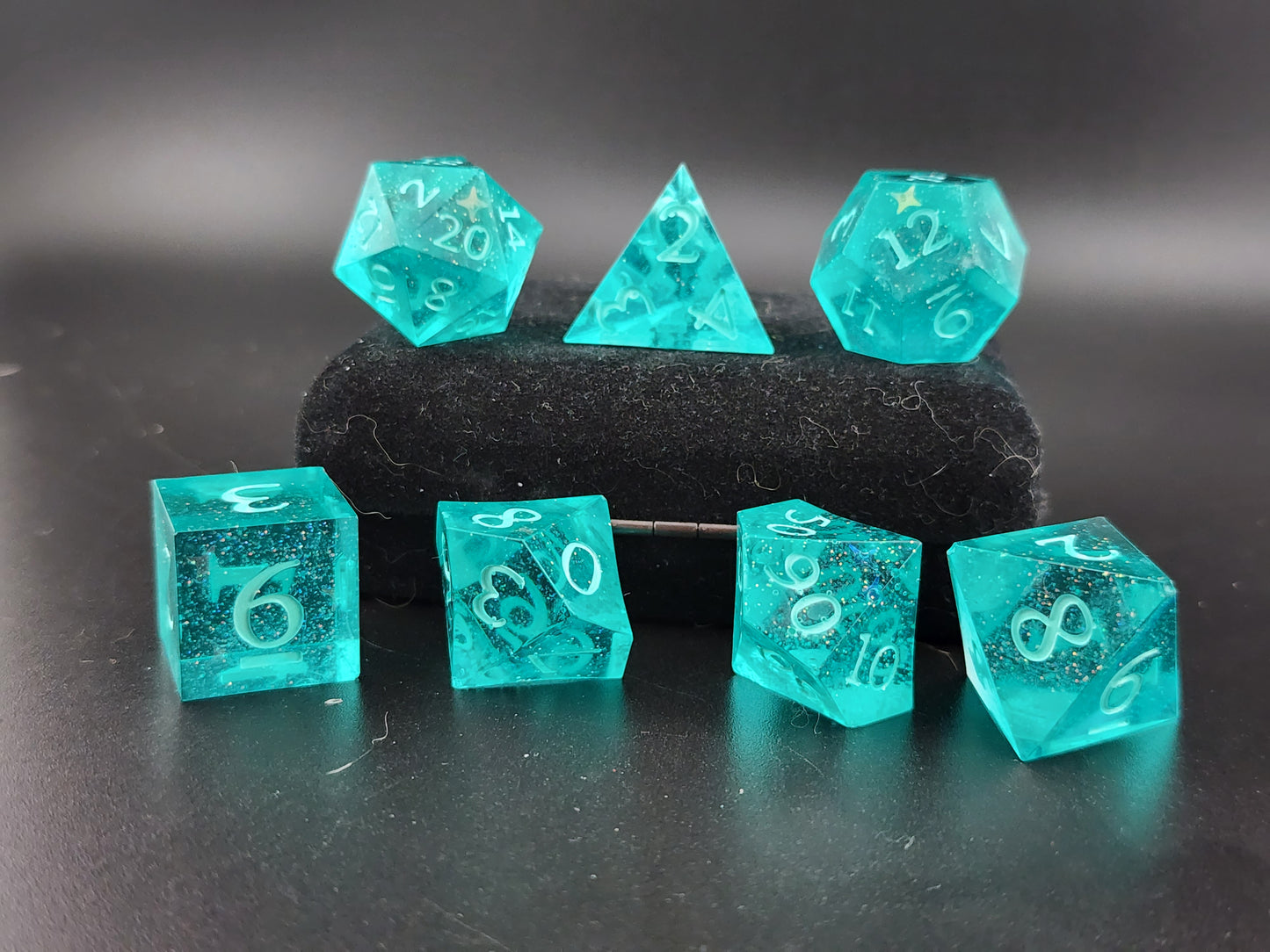 Teal Sparkle Dice Set