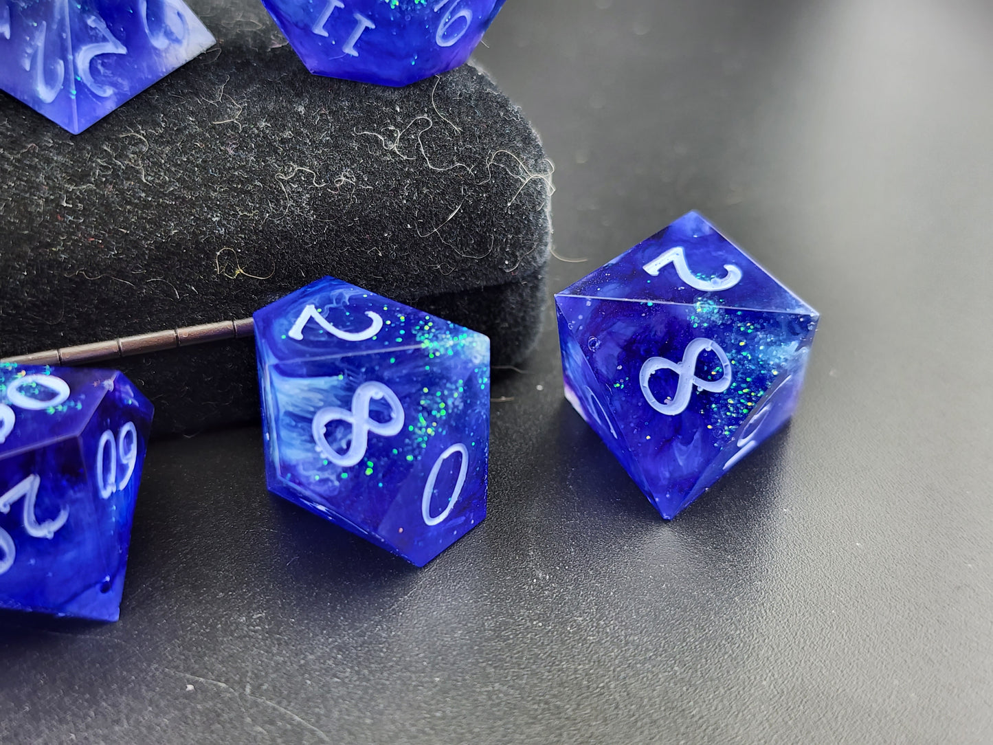 Twilight Glitters Dice Set