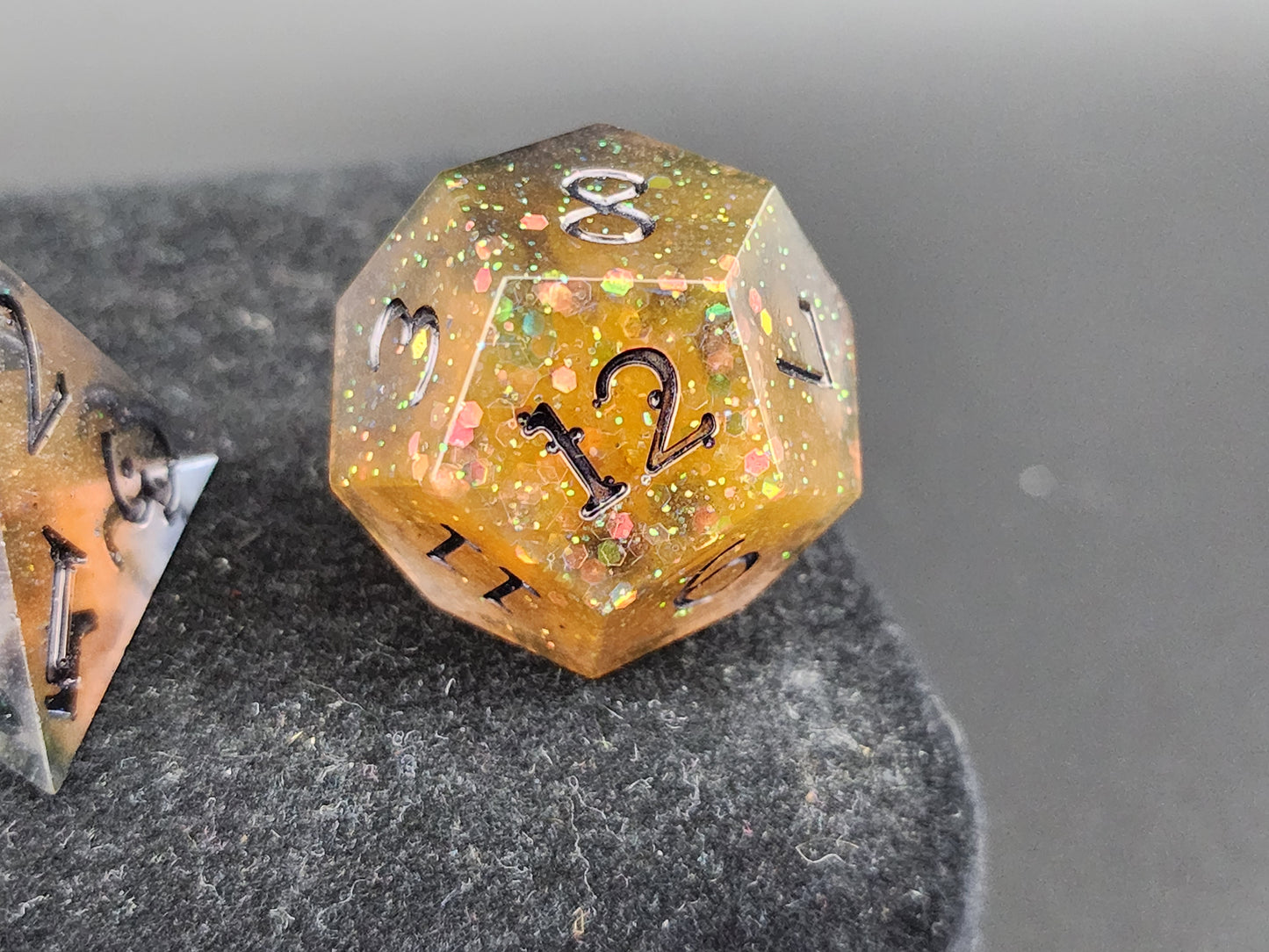 Spooky Sparkles Dice Set