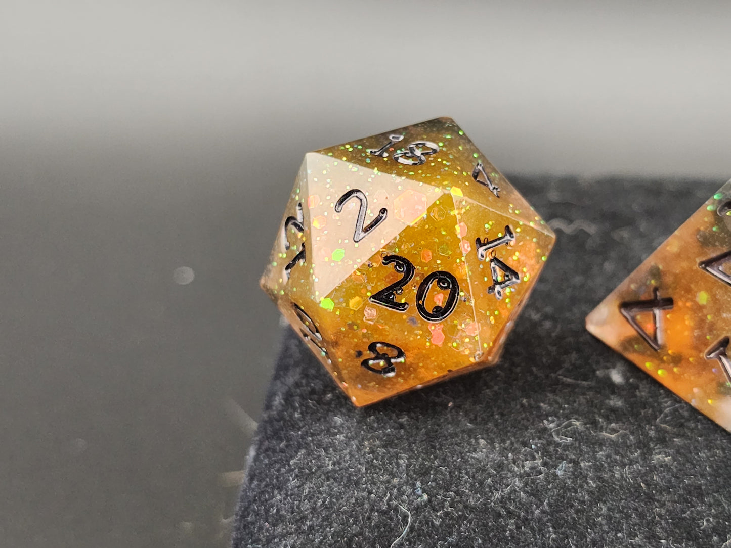 Spooky Sparkles Dice Set