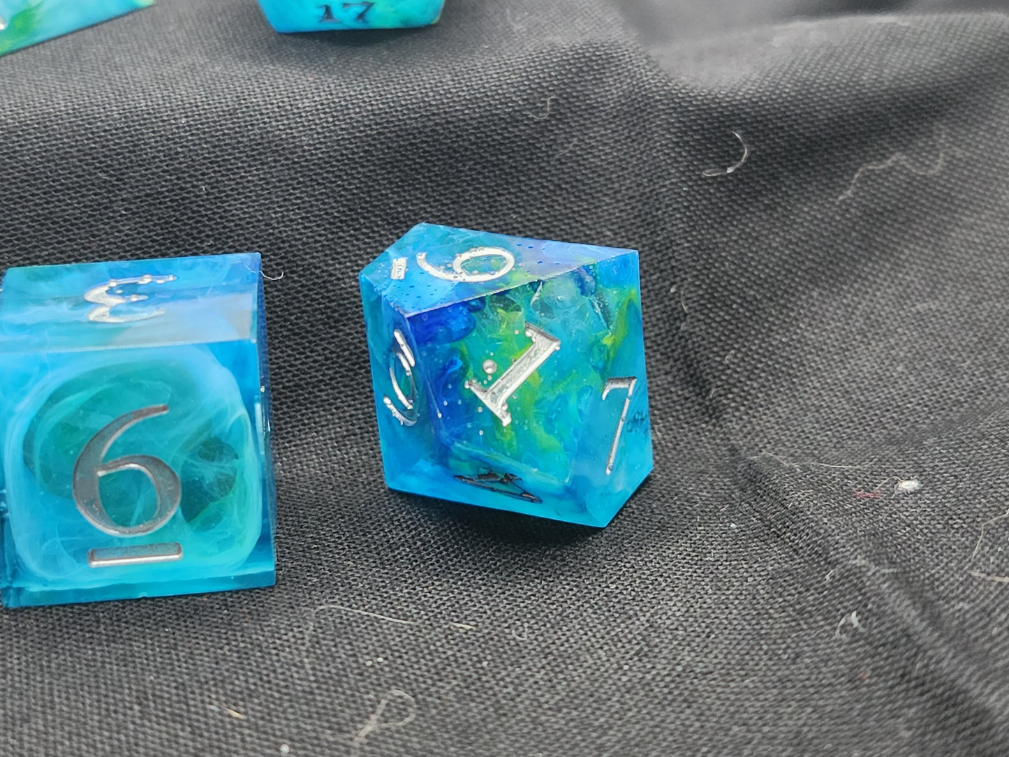 The Island Earth Dice Set