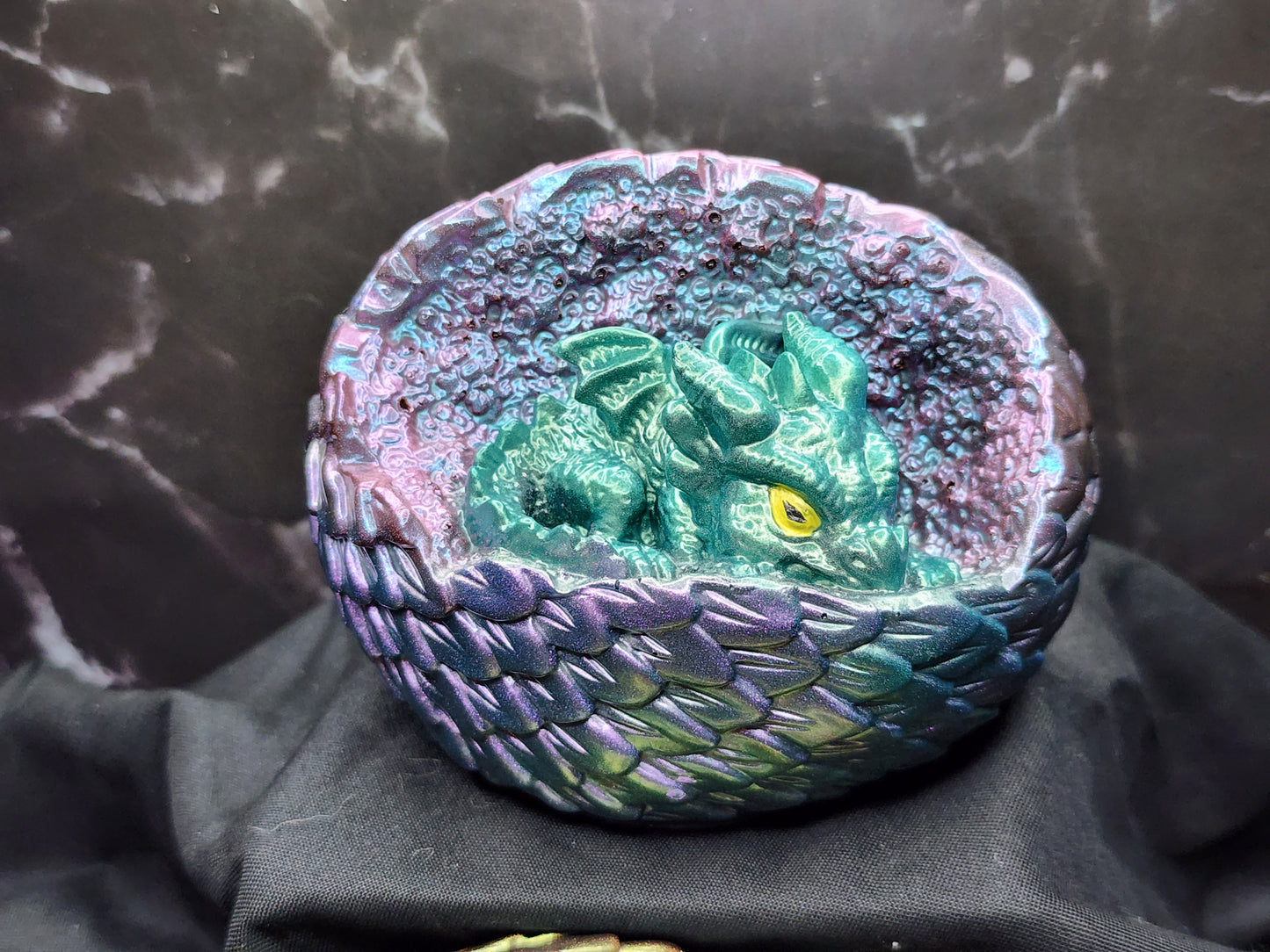 Dragon Scale Egg Hatching Guardian