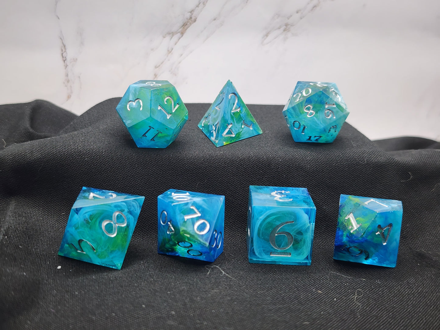 The Island Earth Dice Set