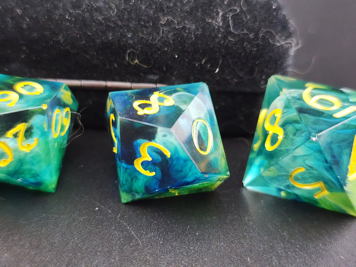 Wispy Night Dice Set