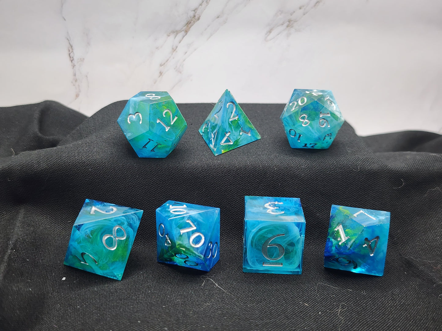 The Island Earth Dice Set